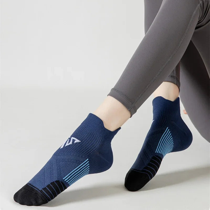 Performance Ankle Socks